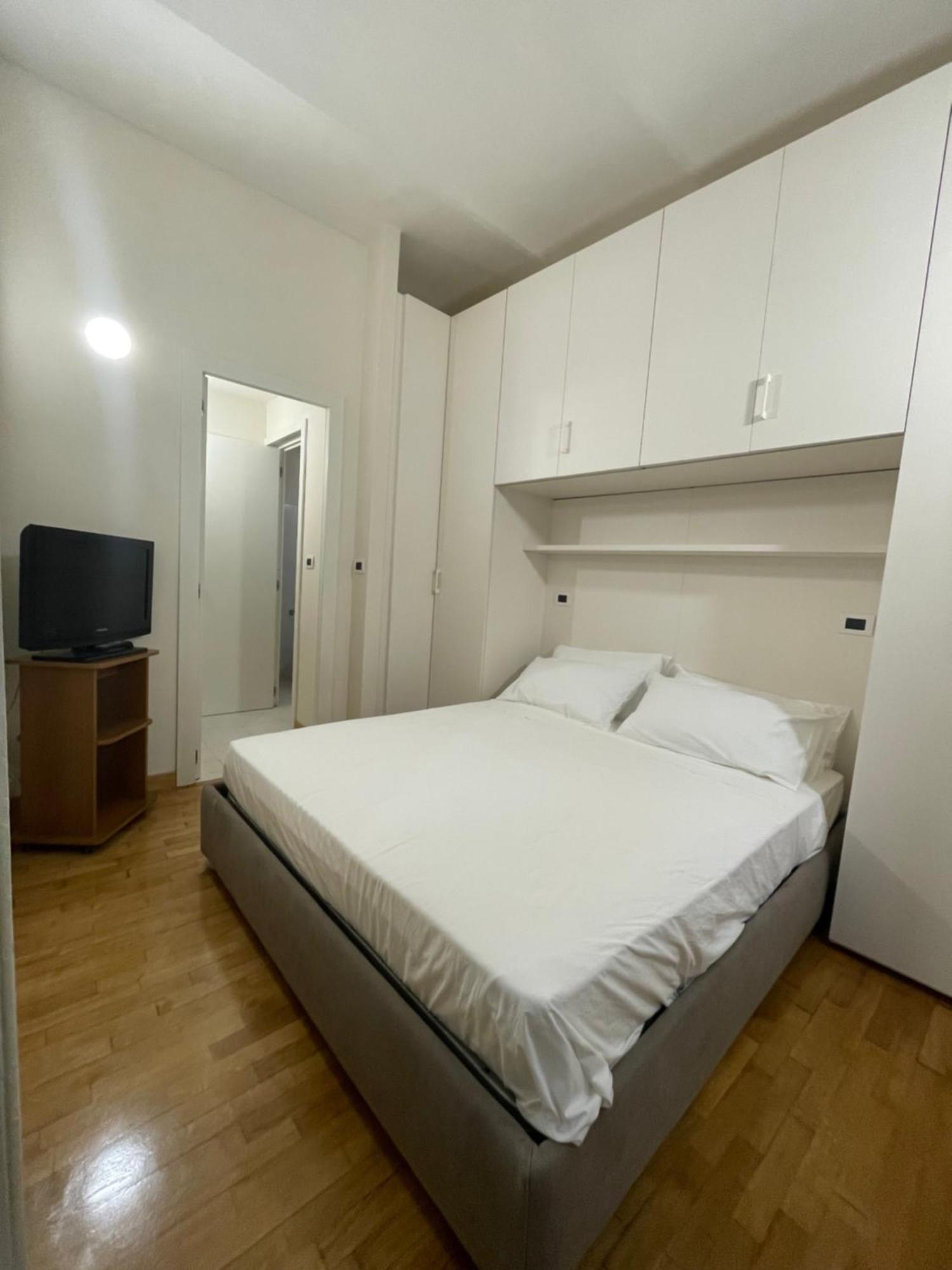 Casa Martino Apartment อัสตี ภายนอก รูปภาพ