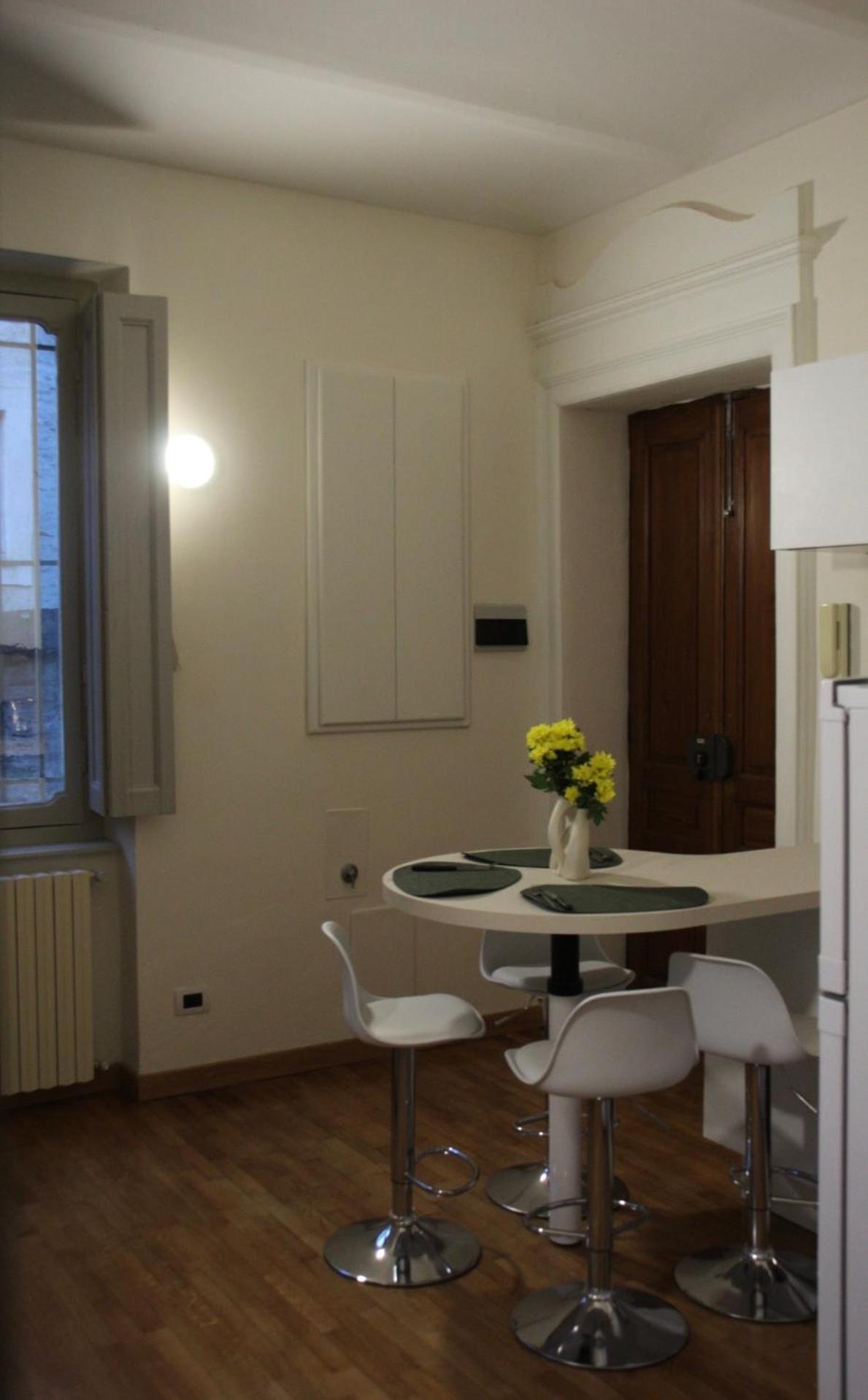 Casa Martino Apartment อัสตี ภายนอก รูปภาพ
