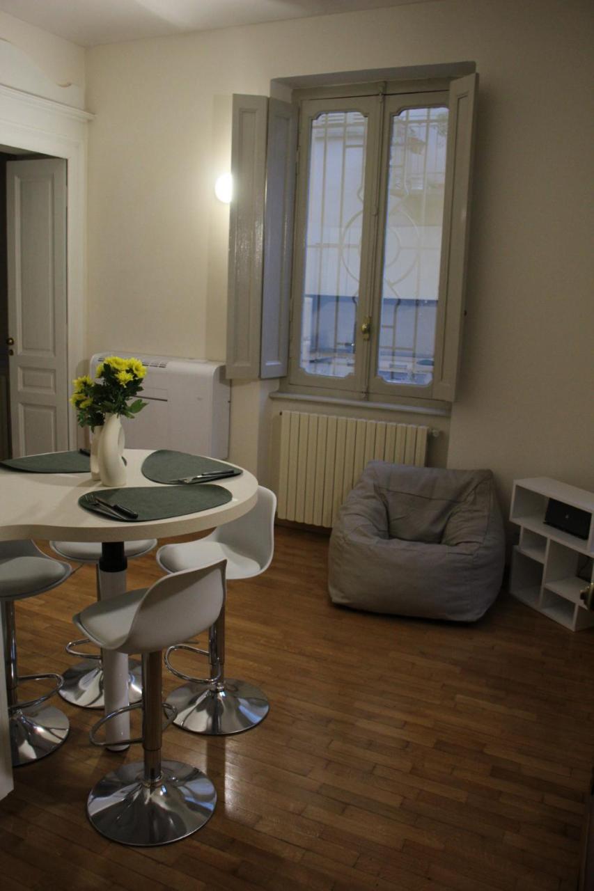 Casa Martino Apartment อัสตี ภายนอก รูปภาพ